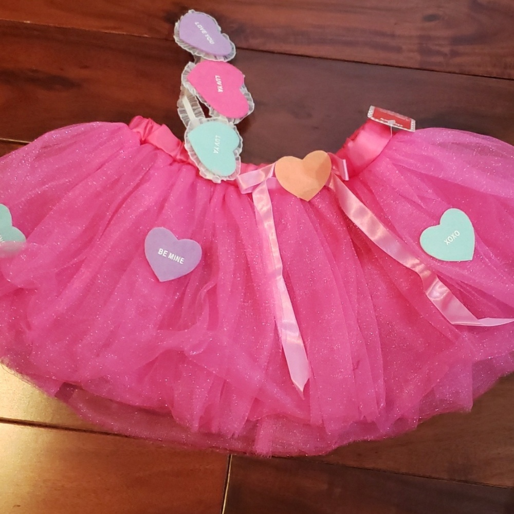 Valentine skirt with garter